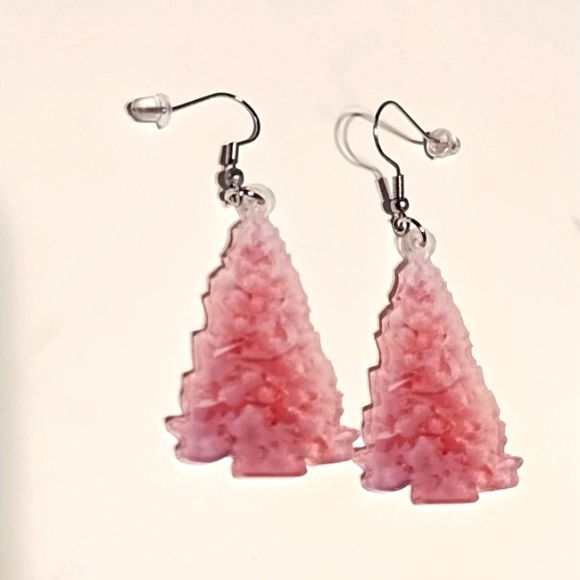 Jewelry - NWT Pink Christmas Tree Earrings